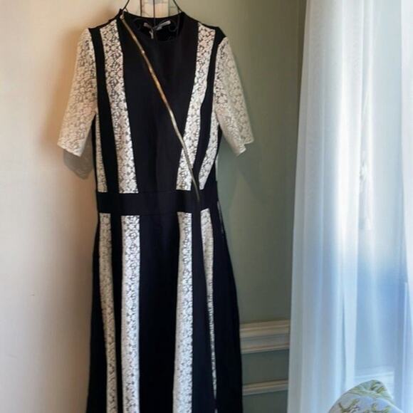 Stella McCartney dress with Lace panels black and white size 10 - Picture 11 of 12